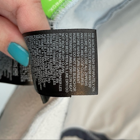 The North Face Polartec Fleece Zip Up Collared Jacket - Picture 14 of 15